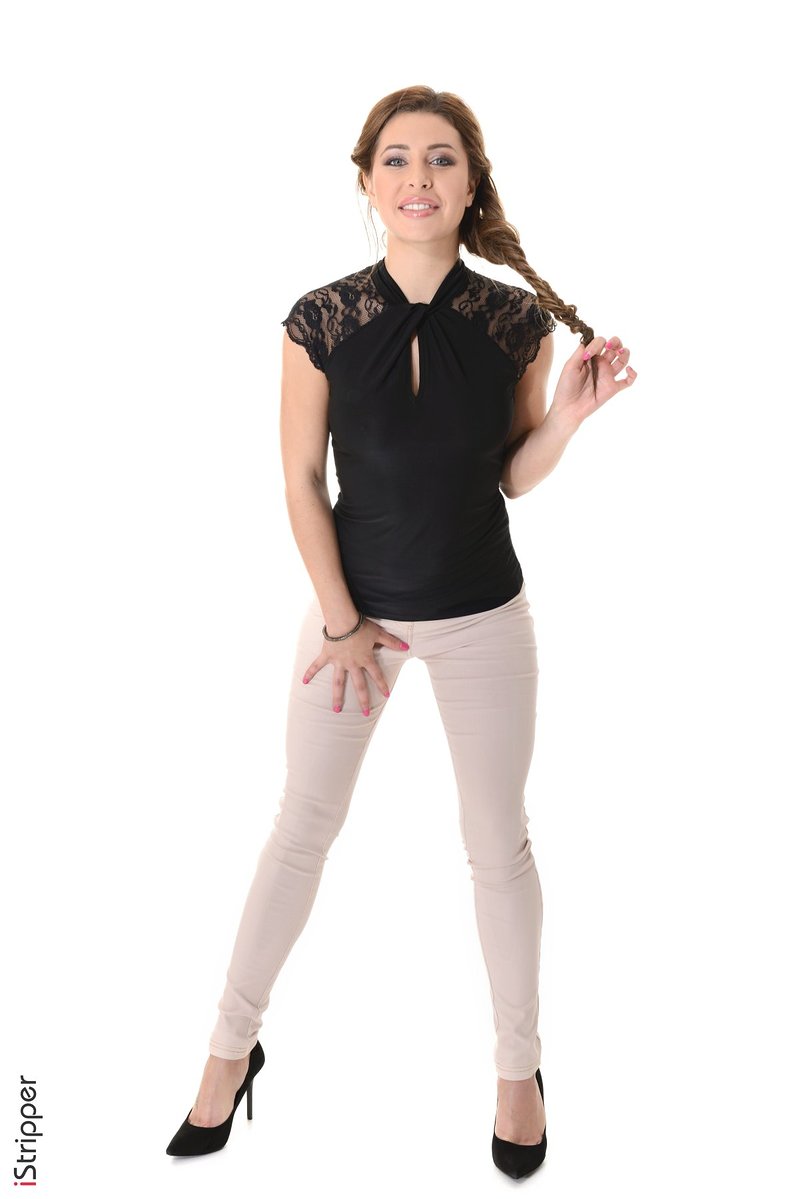 Елена, 25 лет, 2 размер груди