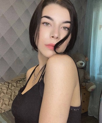 Милочка, 19 лет, 2 размер груди